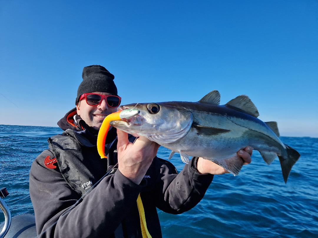 Pour les pêches profondes en mer, une tresse en 8 brins assurera une meilleure glisse et donc une descente plus rapide et plus verticale de votre leurre.